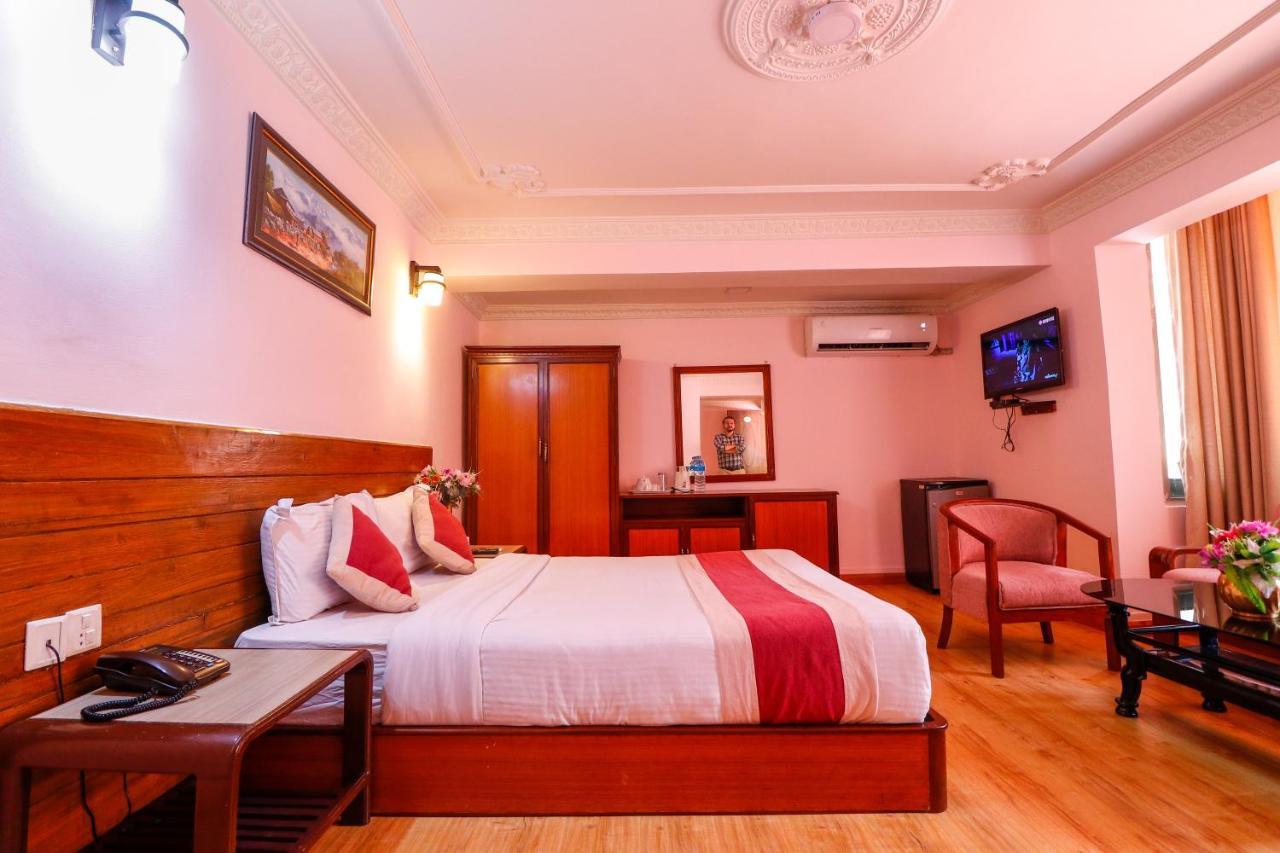 Hotel Blue Horizon Kathmandu Exterior foto
